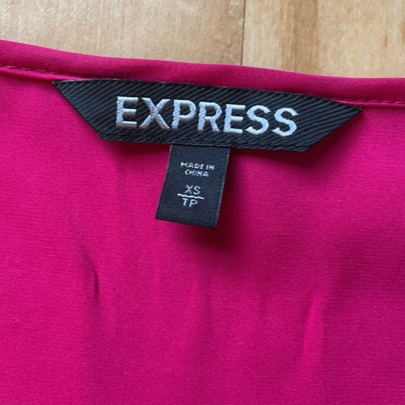 Express short sleeved shirt - Picture 2 of 4